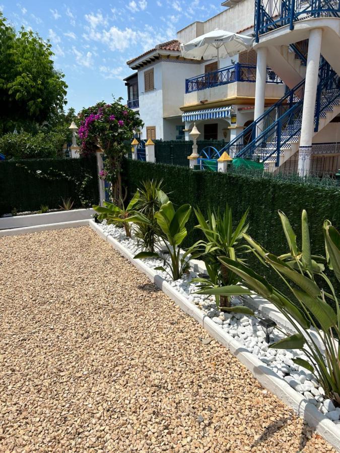 Acogedor Apartamento En La Playa ベラ エクステリア 写真