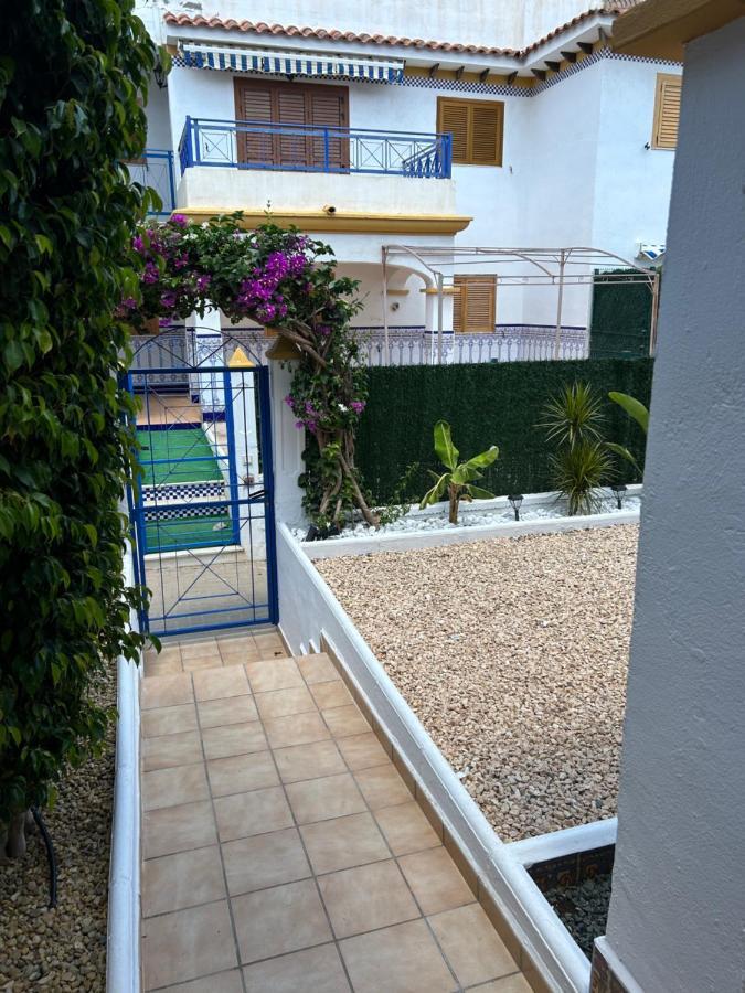 Acogedor Apartamento En La Playa ベラ エクステリア 写真